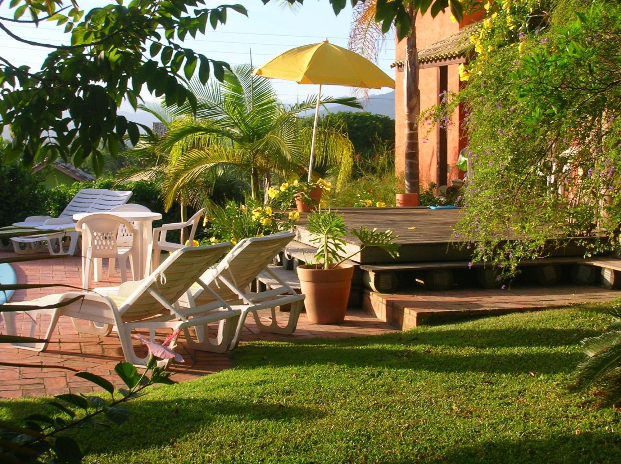 Estalagem Capitao Gancho Hotell Praia do Rosa Eksteriør bilde